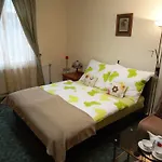 Bed & Breakfast Buda Panzio 3*