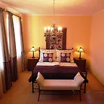 Buda Panzio Bed & Breakfast