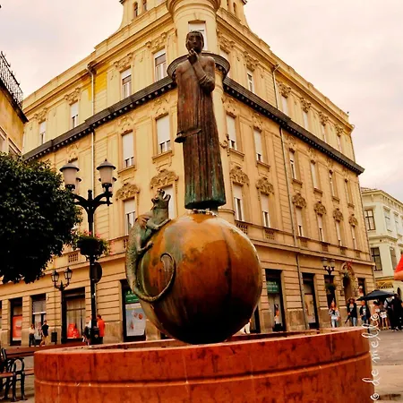 فندق مبيت وإفطار Buda Panzio 3*